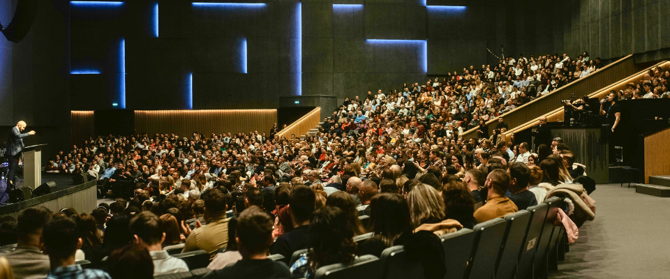 Audience in an association conference